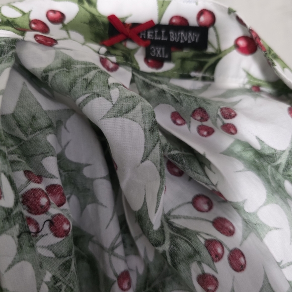 Hell Bunny Green and White Floral A-Line Skirt - Picture 3 of 5